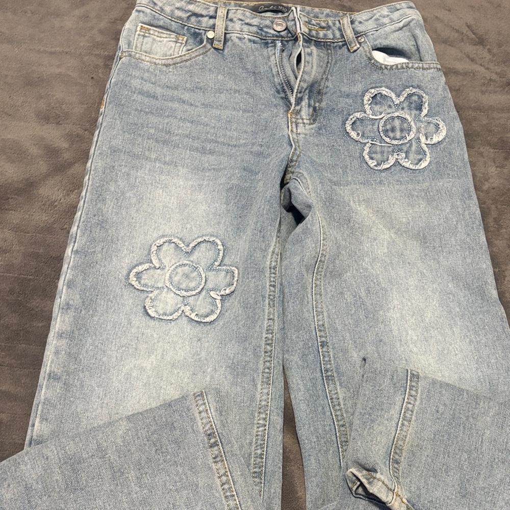 Stylish Light Blue Women's Jeans with Floral Embroidery